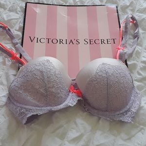 Victoria's Secret dream angels bra, 34C